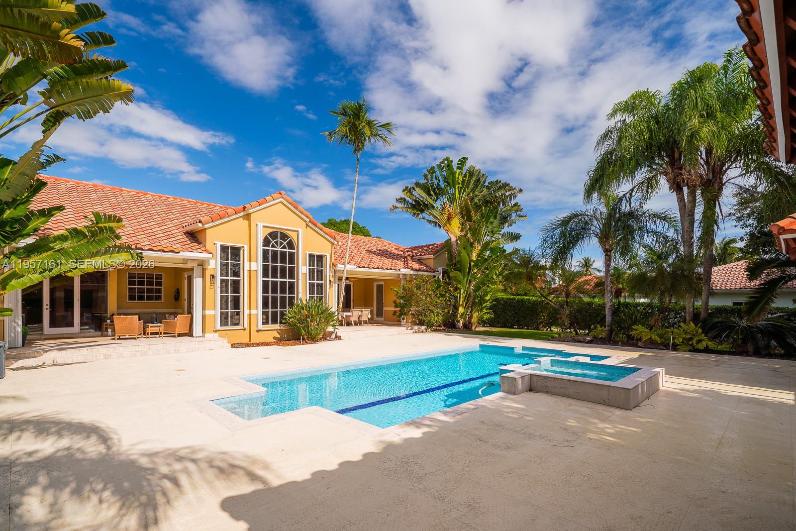 ROCKDALE ESTATES - Residential