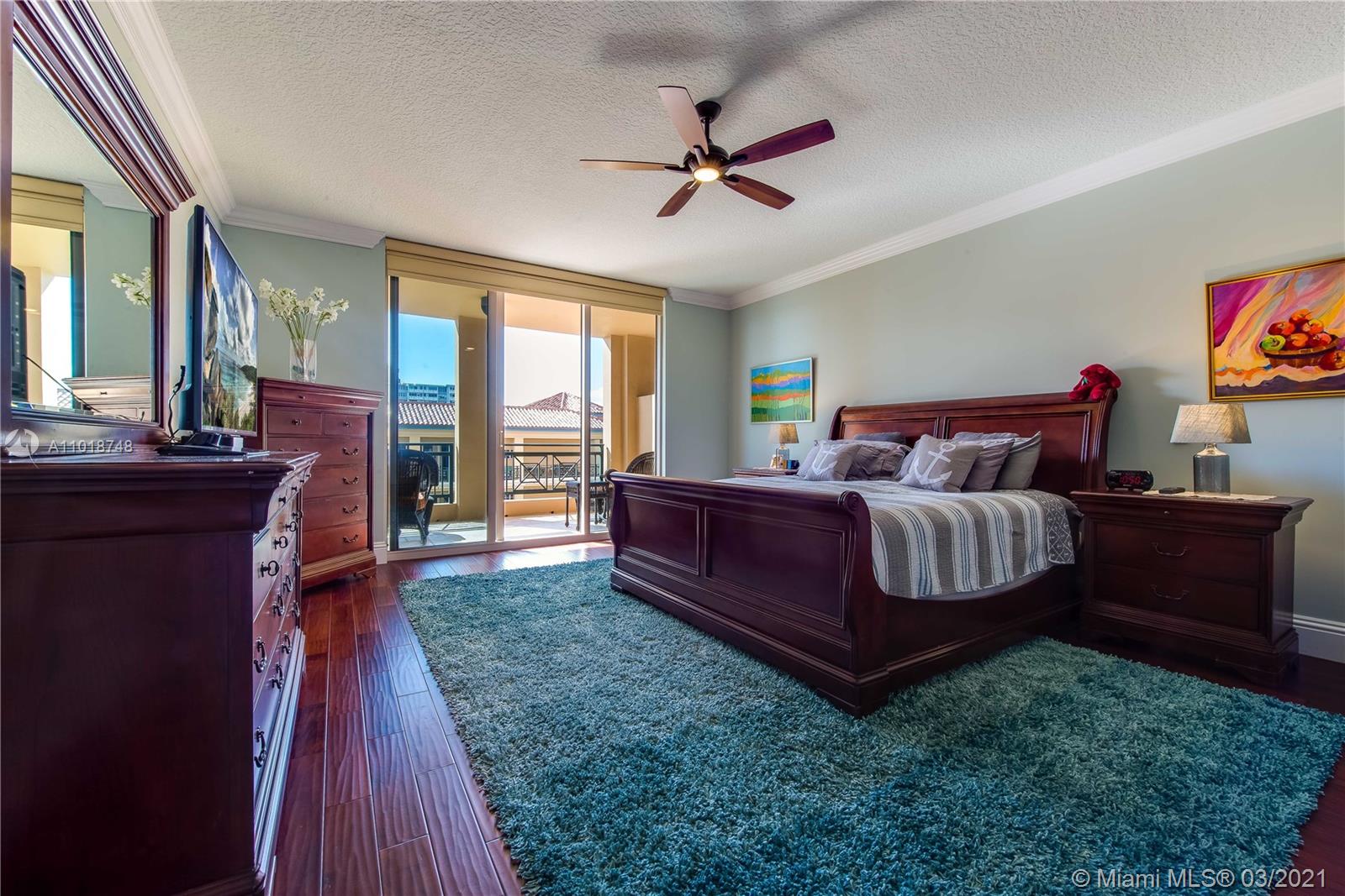 VILLAS OF POSITANO CONDO - Residential Lease