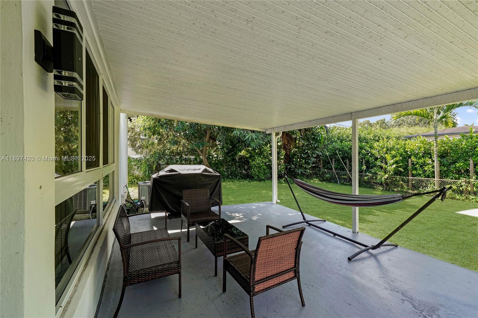 BREEZESWEPT ESTATES 1ST A - Residential Lease