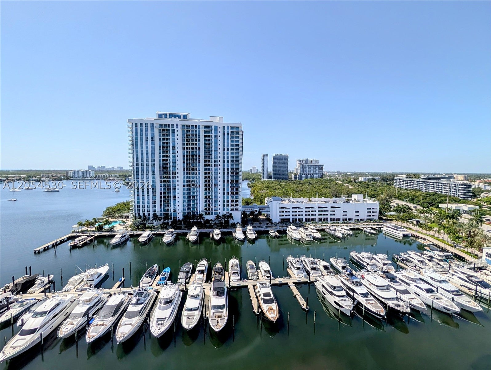 17301 Biscayne Blvd