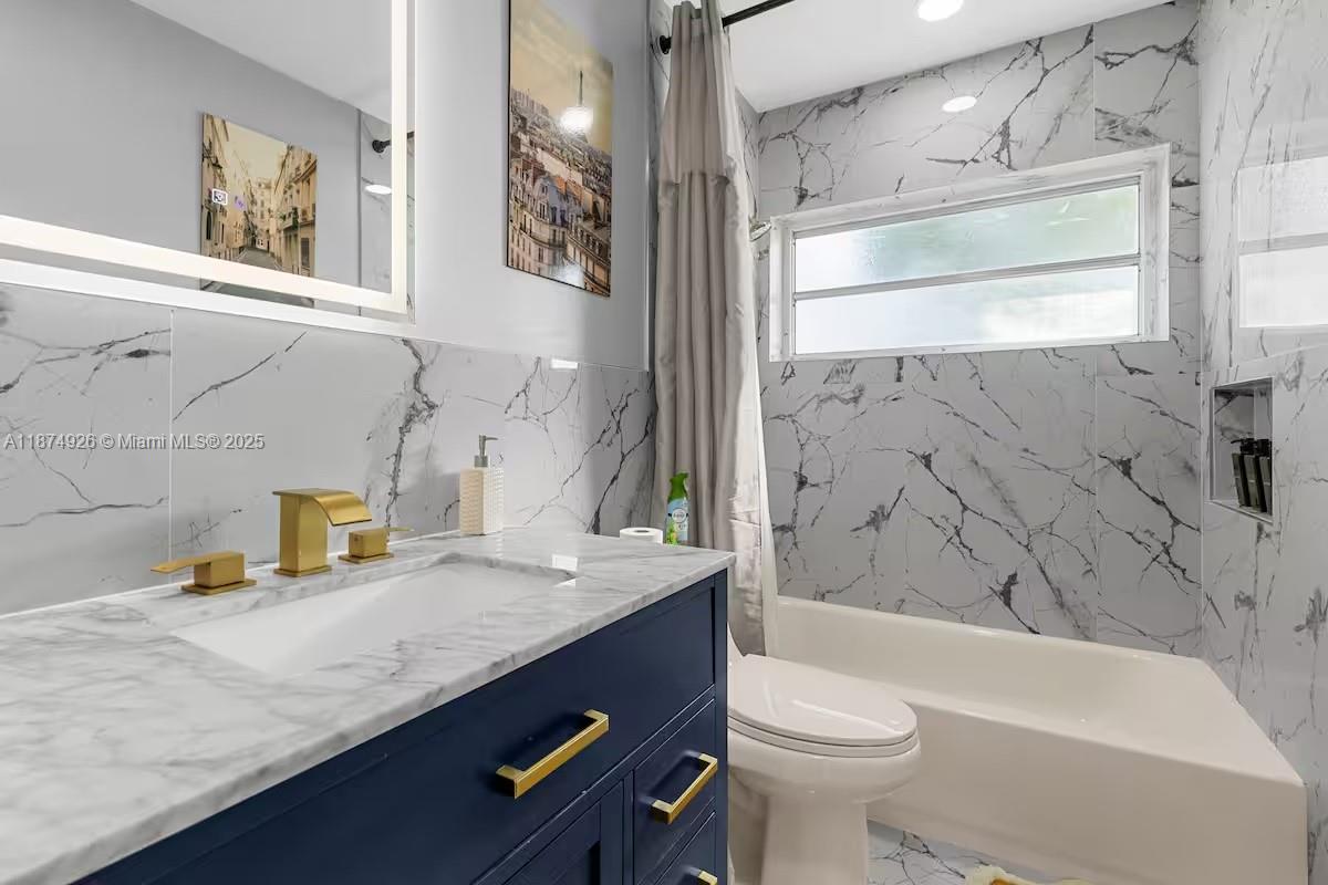 MAINLANDS OF TAMARAC LAKE - Residential