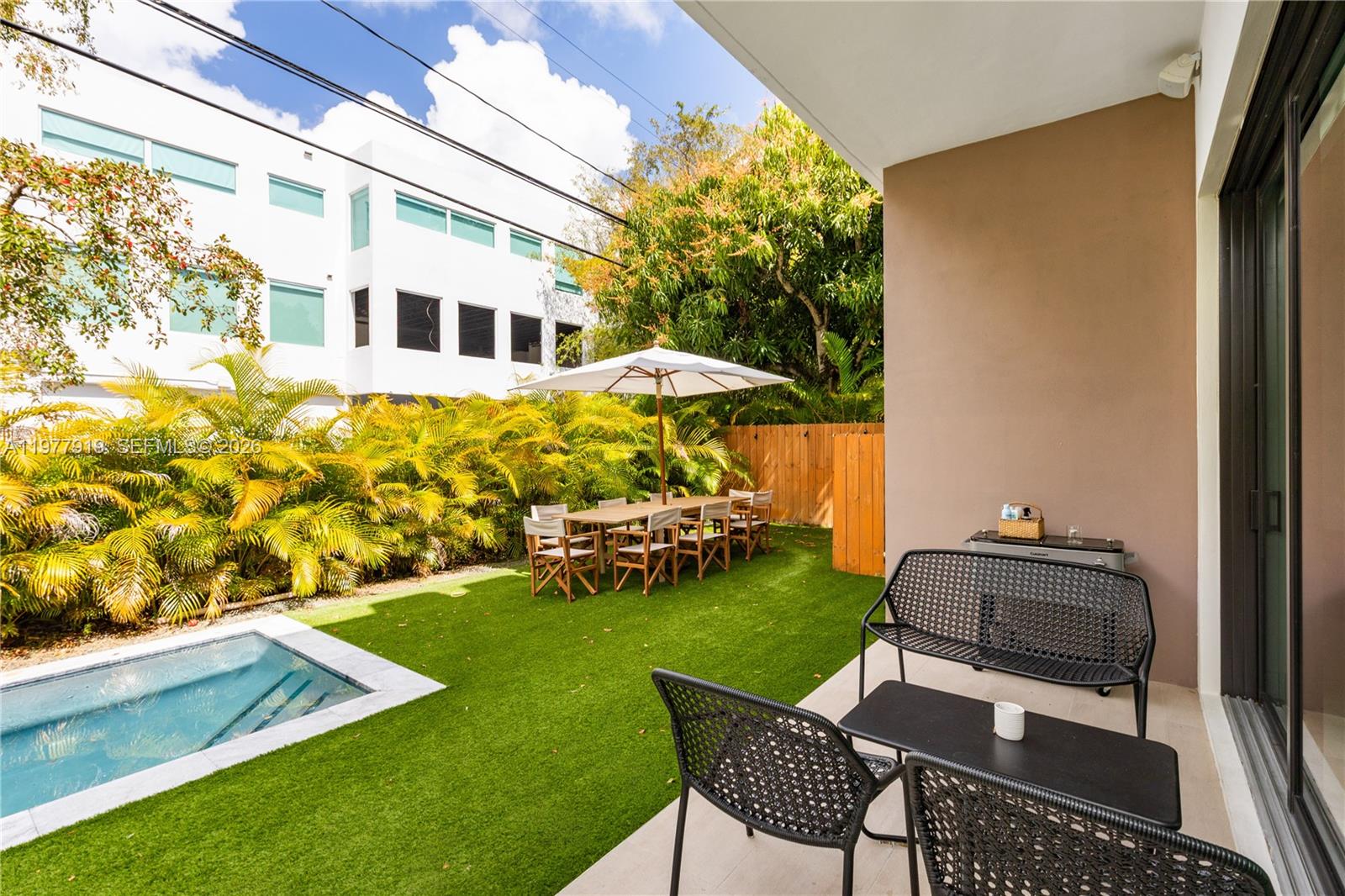 NEW SHENANDOAH - Residential