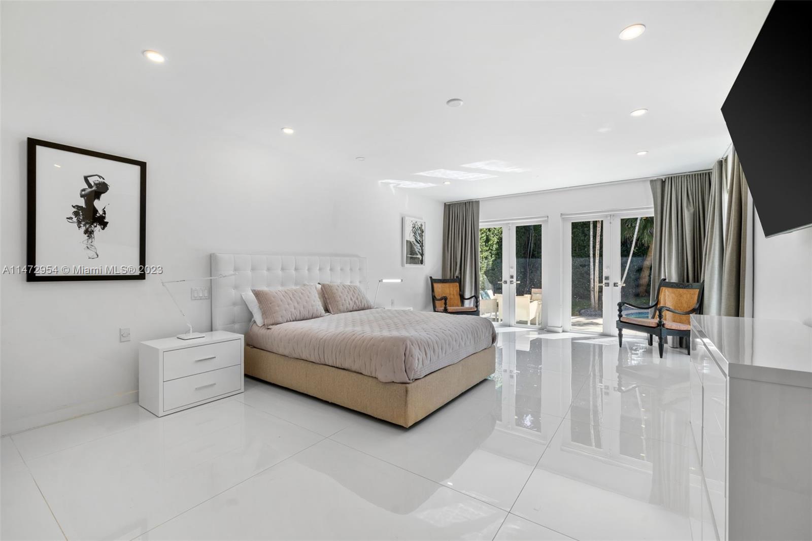 LA GORCE GOLF SUB - Residential