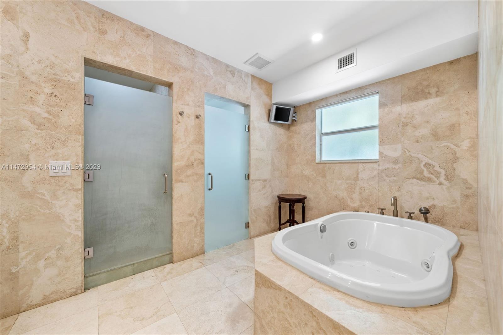 LA GORCE GOLF SUB - Residential