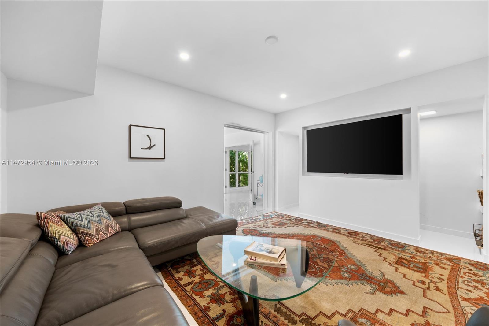 LA GORCE GOLF SUB - Residential