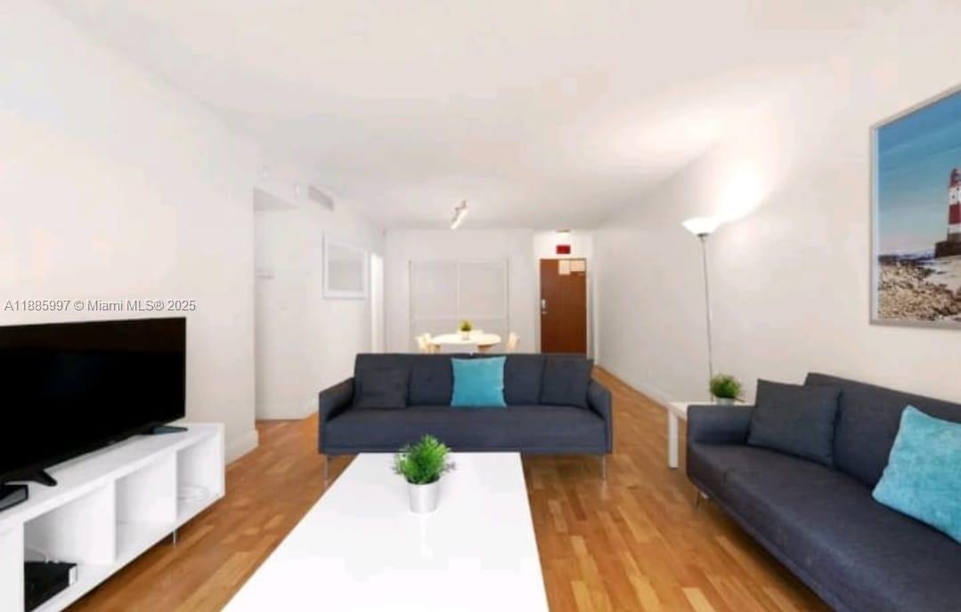 TIDES ON HOLLYWOOD BEACH - Residential Lease