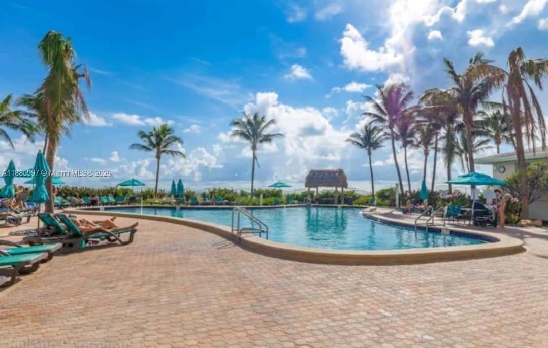 TIDES ON HOLLYWOOD BEACH - Residential Lease