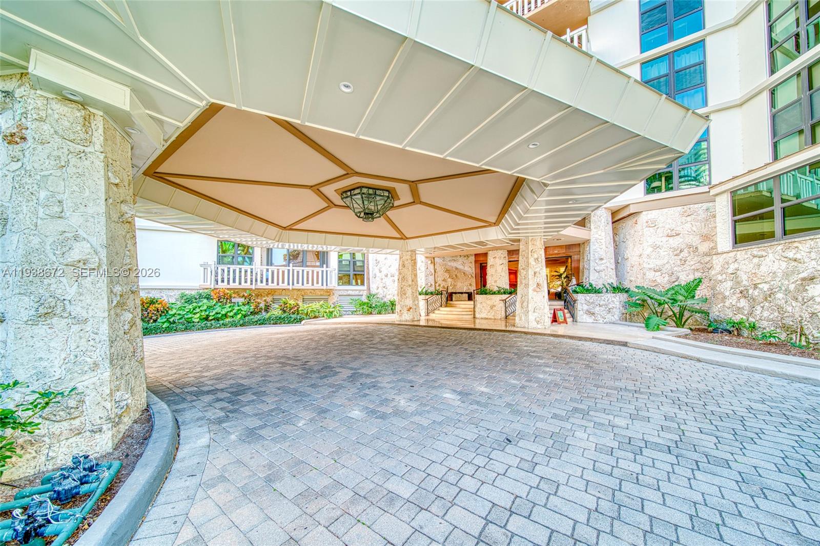 1111 Crandon Blvd C404