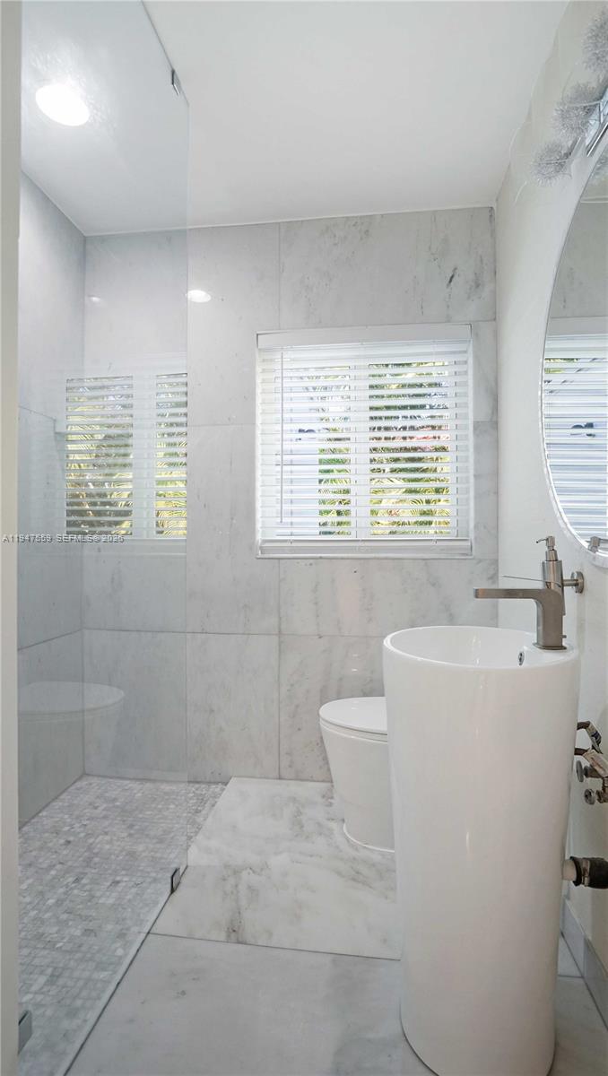 NORTH BAY ISLAND - Residential