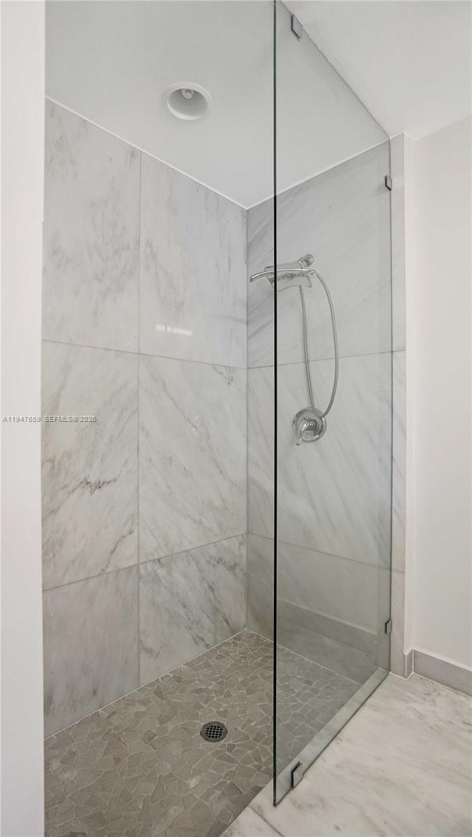 NORTH BAY ISLAND - Residential