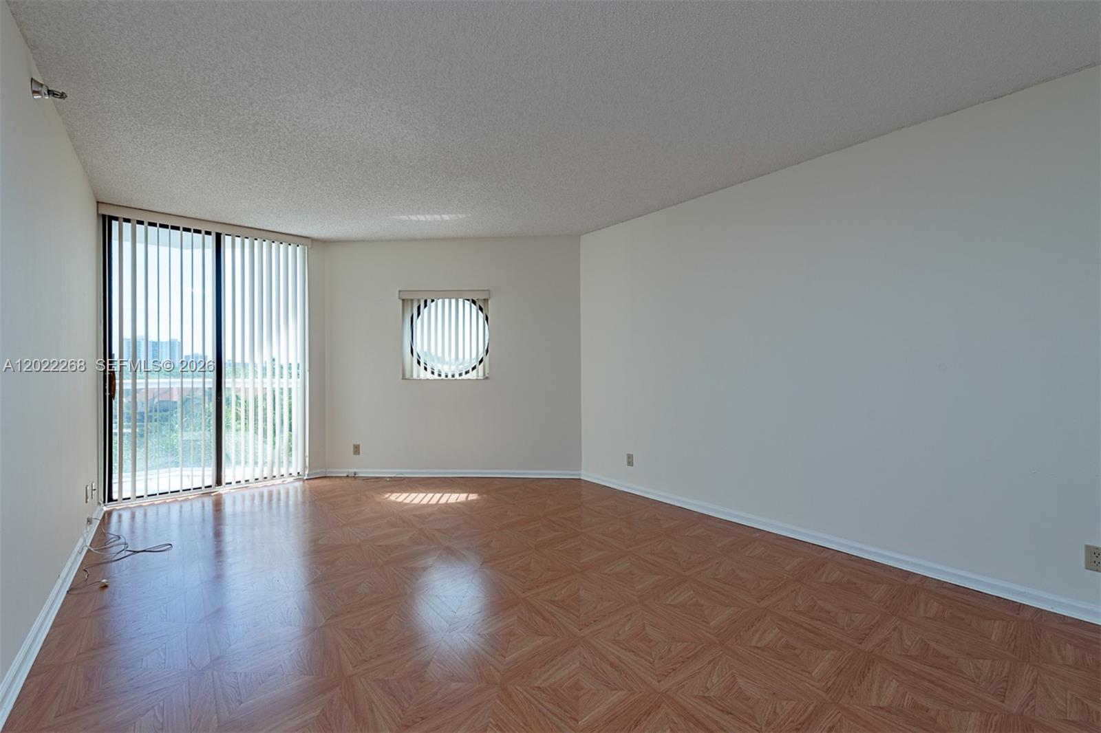 PORTSVIEW @ THE WATERWAYS - Residential Lease