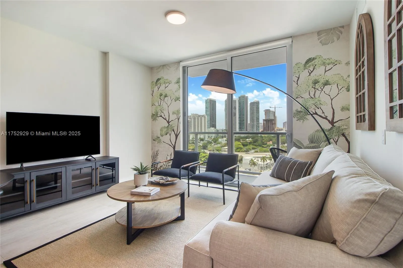 Miami, Florida 33137, United States, 1 Bedroom Bedrooms, ,1 BathroomBathrooms,Residential,Active,77727