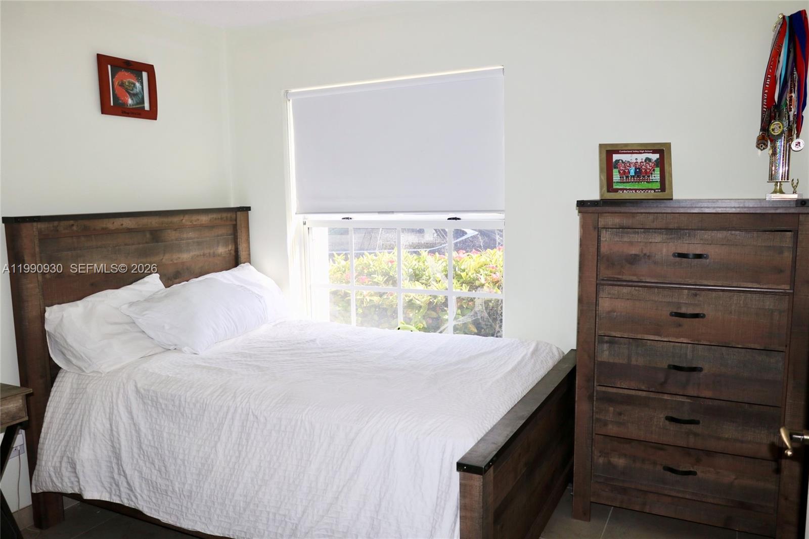 WOODS LAKE - Residential