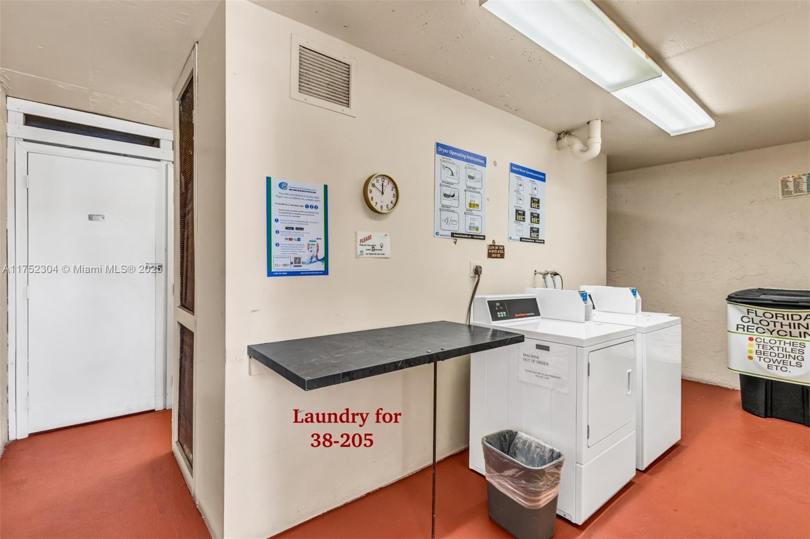 HOLLYBROOK GOLF - Residential