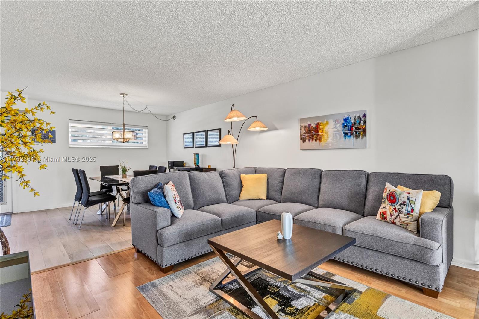 HOLLYBROOK GOLF - Residential