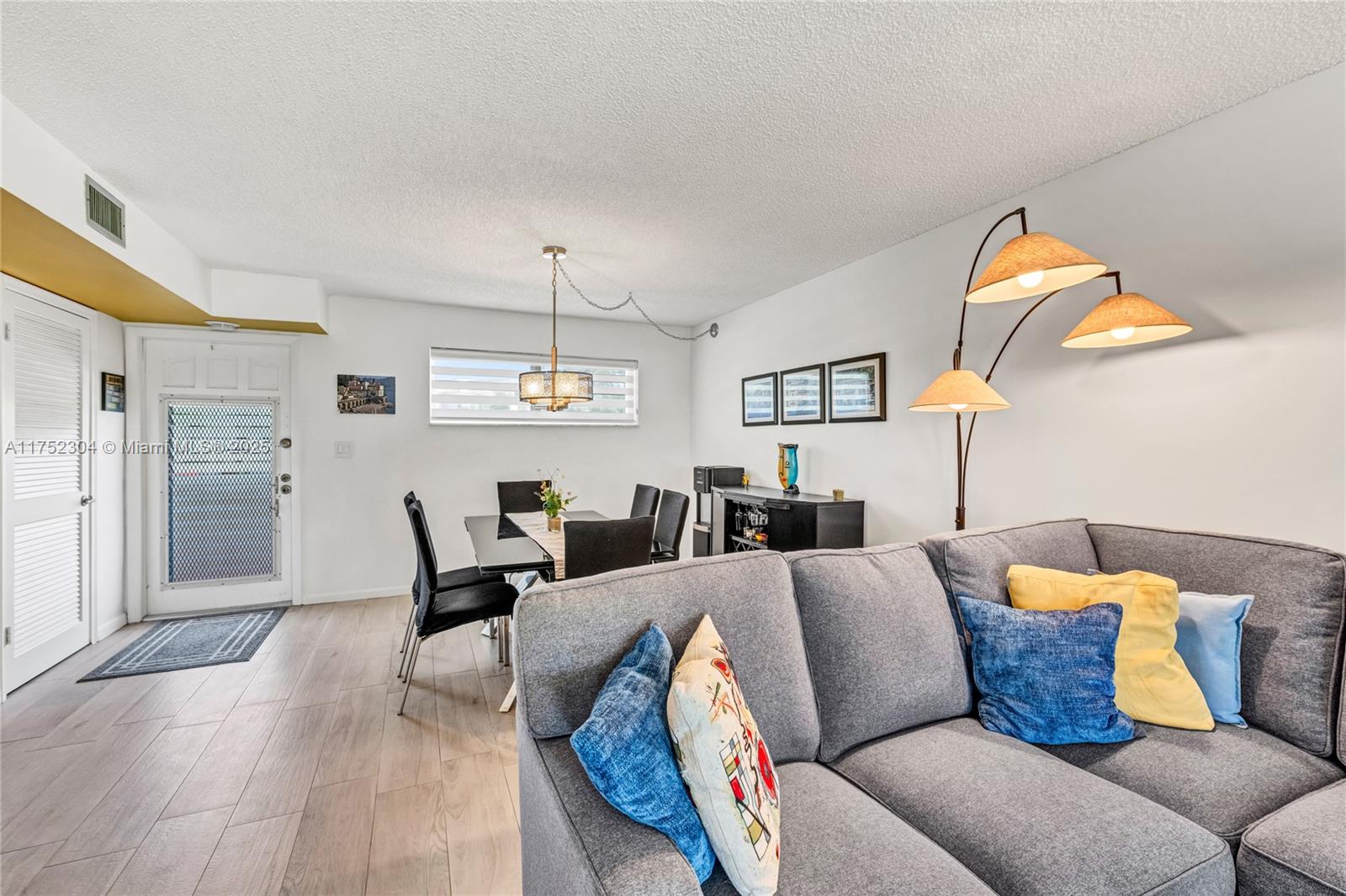 HOLLYBROOK GOLF - Residential