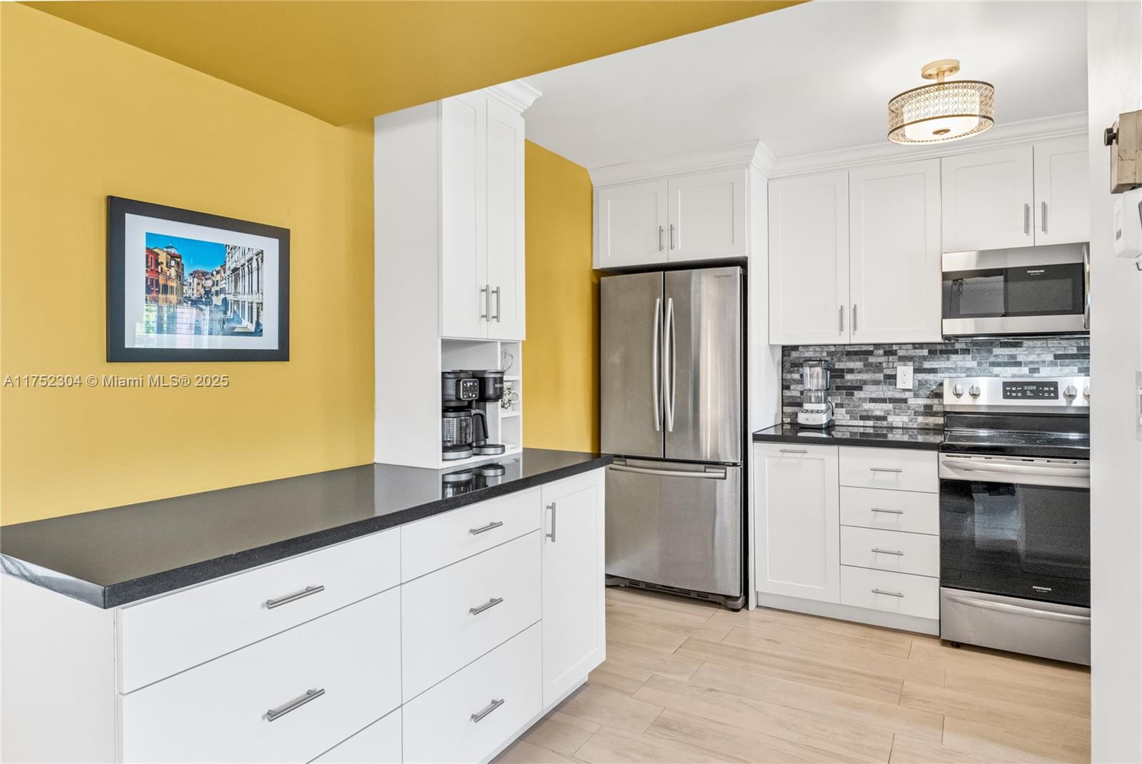 HOLLYBROOK GOLF - Residential