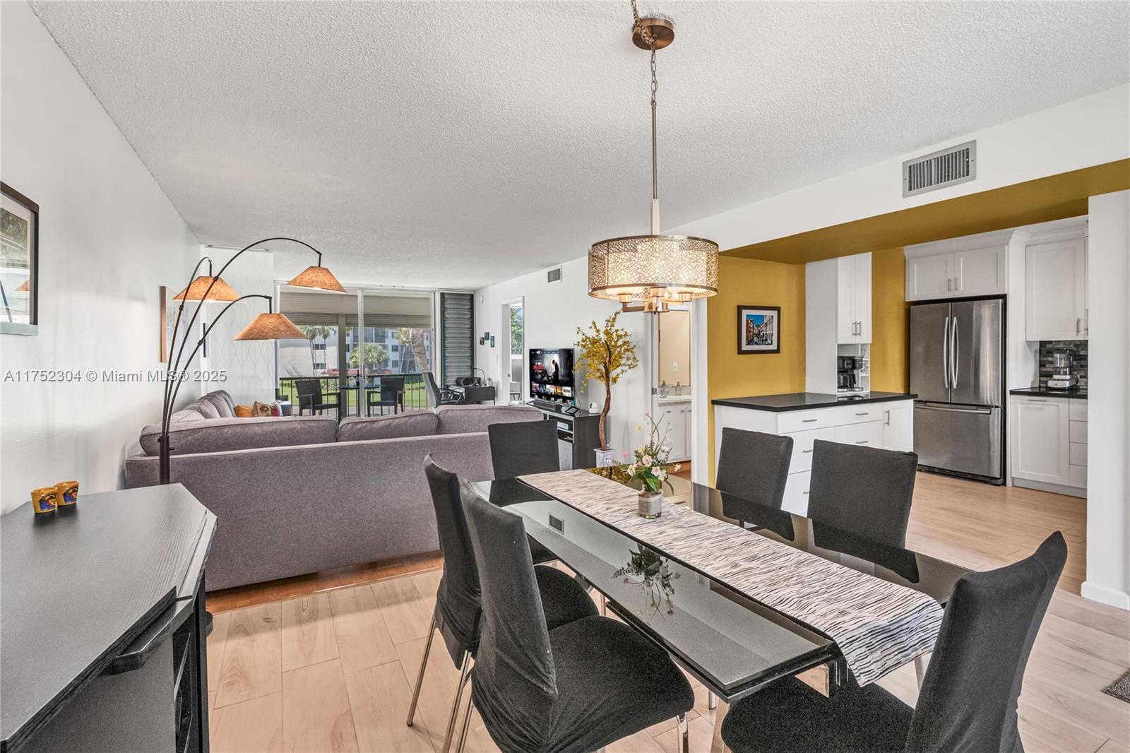 HOLLYBROOK GOLF - Residential