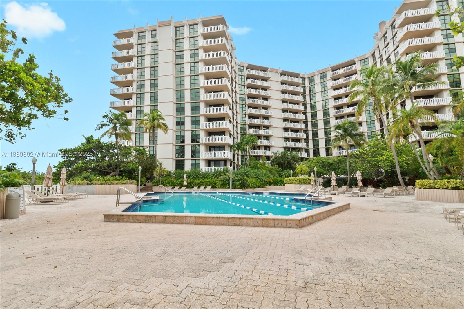 TOWERS OF KEY BISCAYNE CO - Residential Lease