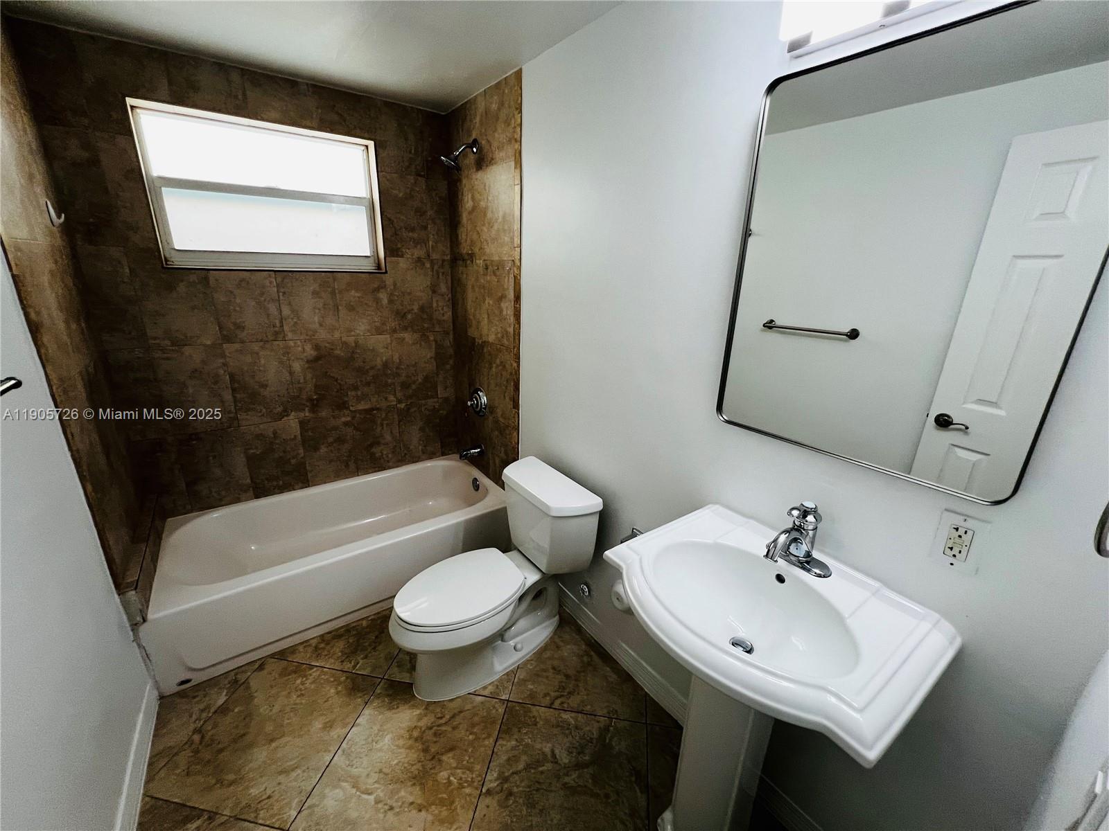 OCEANSIDE SEC ISLE OF NOR - Residential Lease