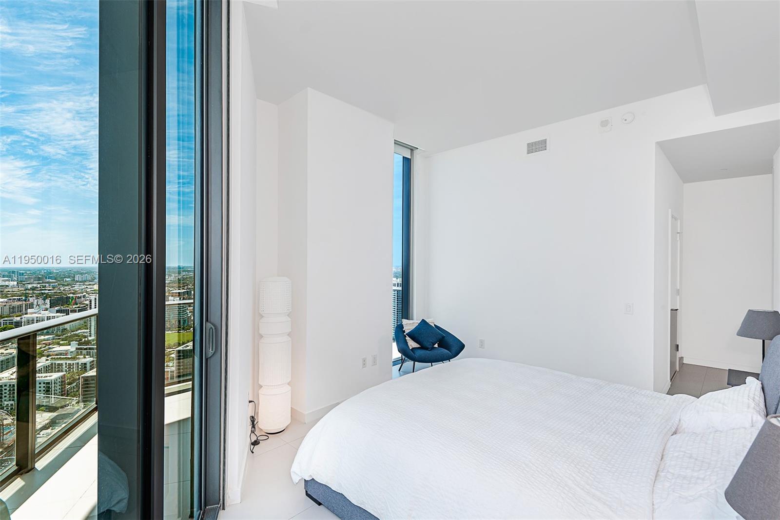 PARAISO BAYVIEWS CONDO - Residential