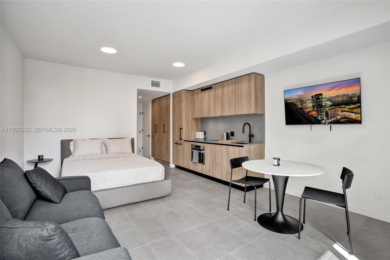 501 First Residences - Residential