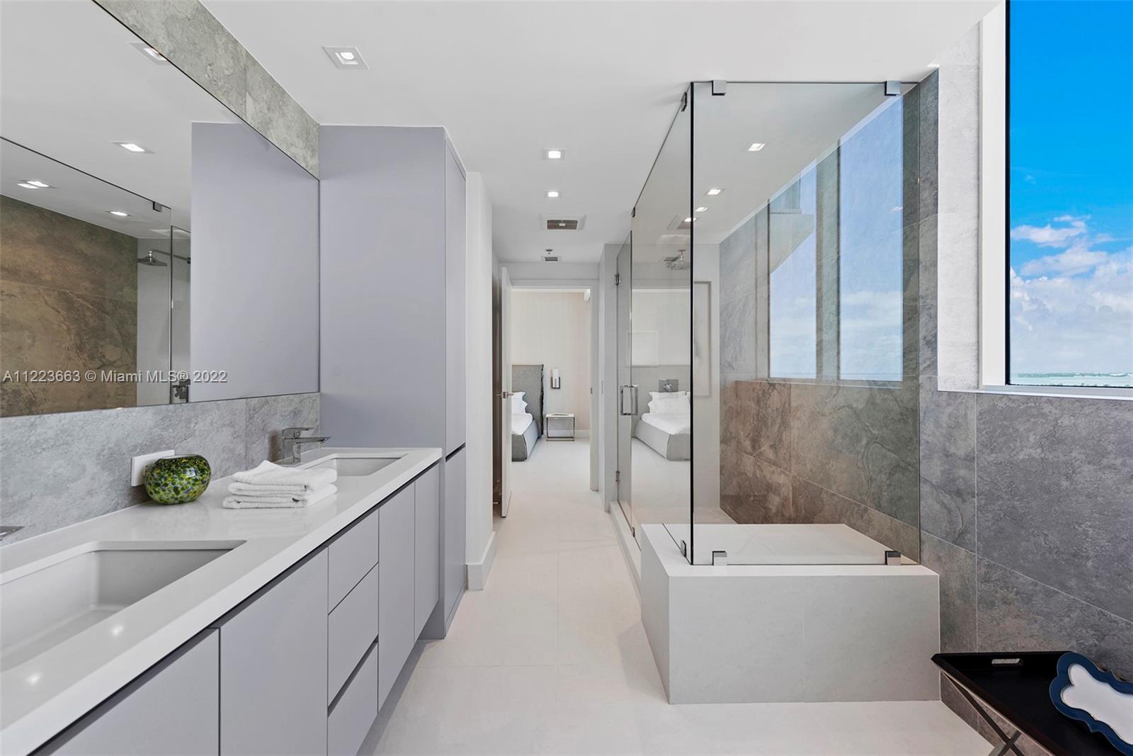 MOSAIC ON MIAMI BEACH CON - Residential