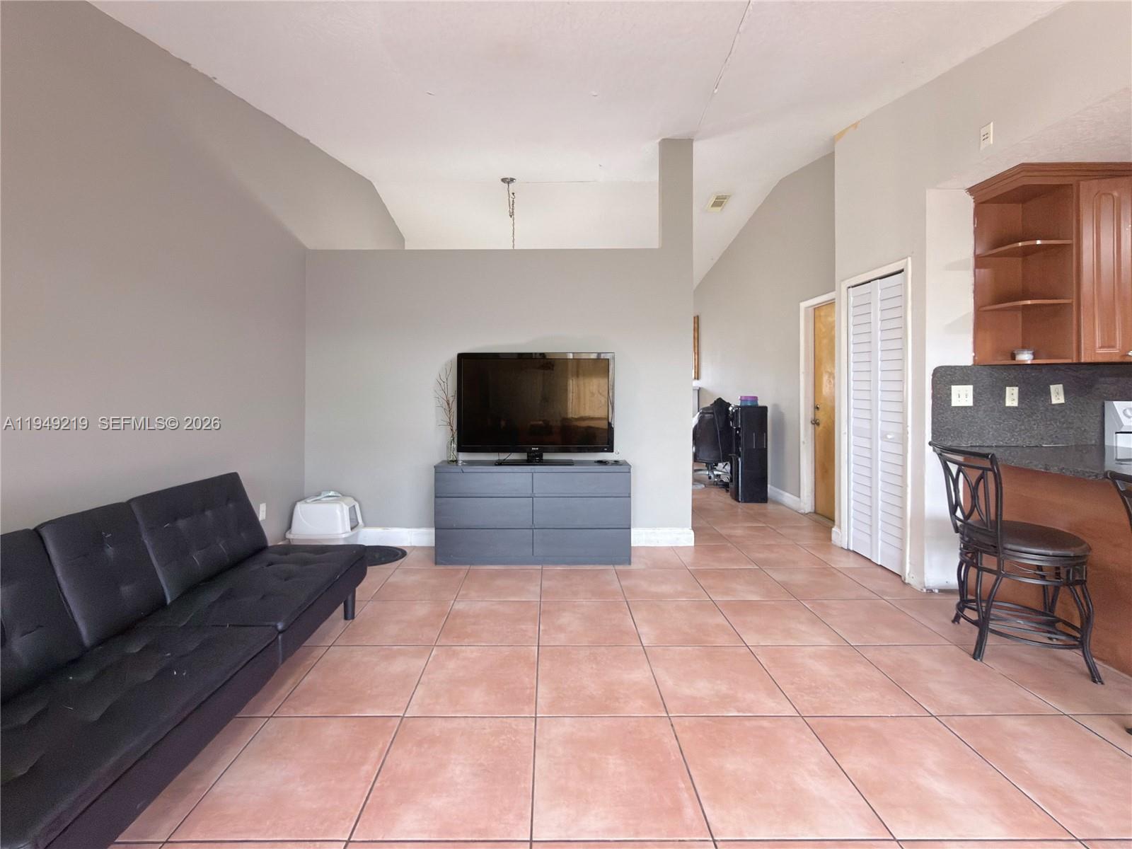 MONACO ESTATES 1ST ADDN - Residential