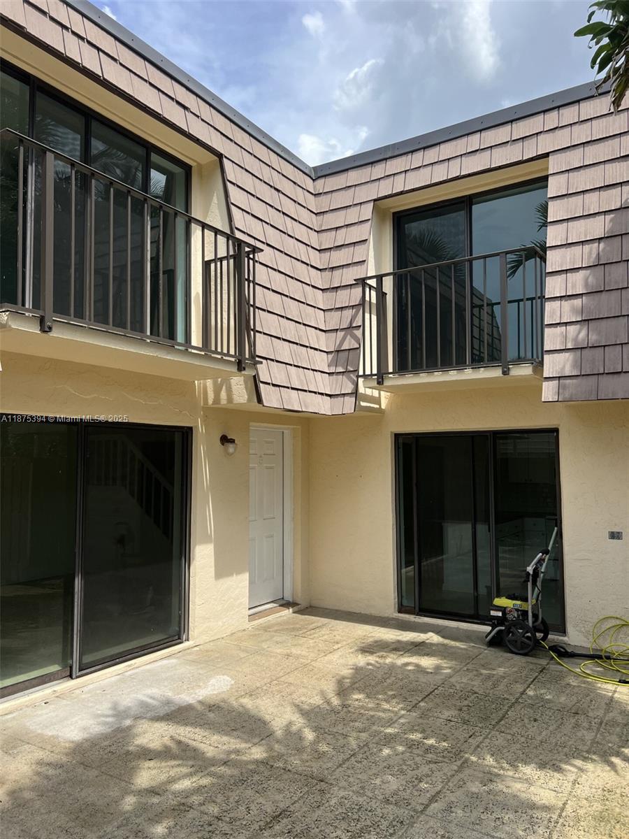 OCEAN COVE - Residential