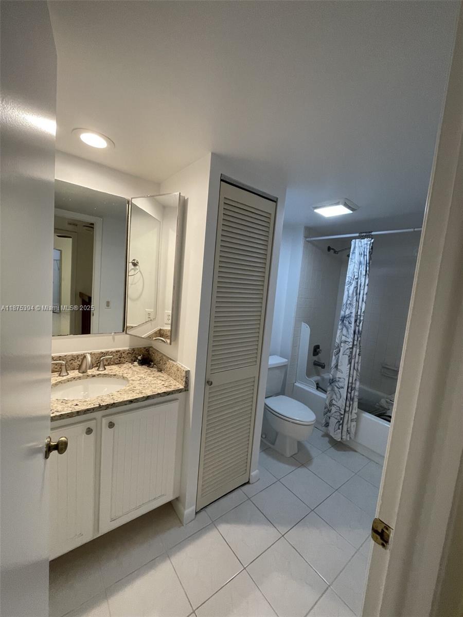 OCEAN COVE - Residential