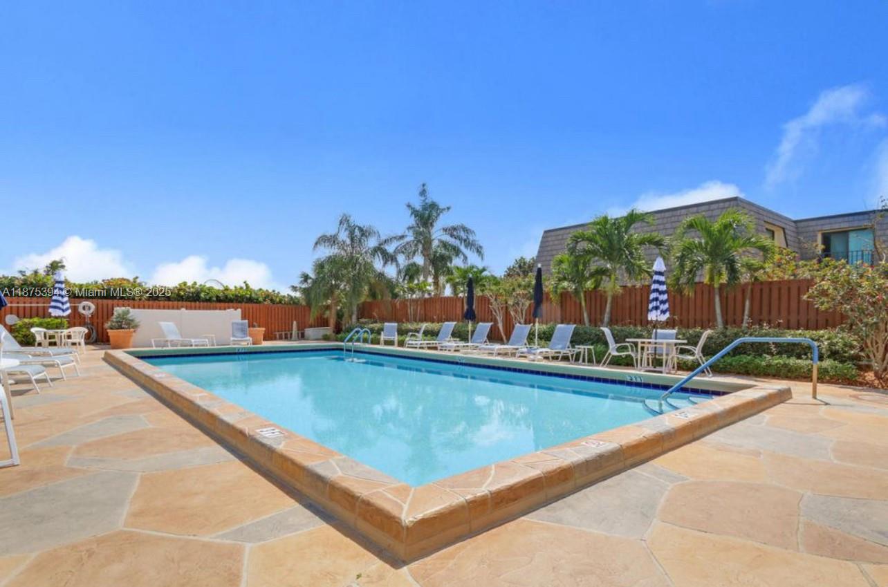 143 Ocean Cove Dr 143