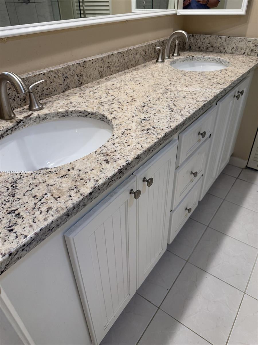 OCEAN COVE - Residential