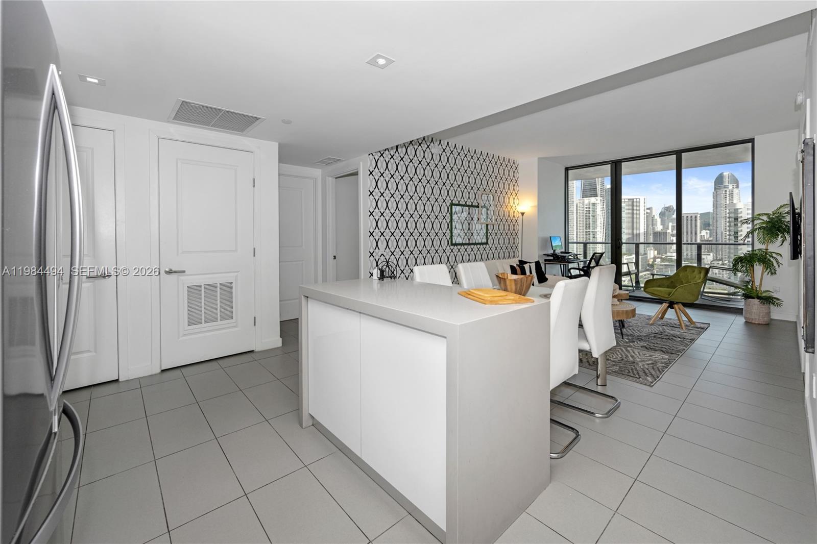 CANVAS CONDO - Residential Lease