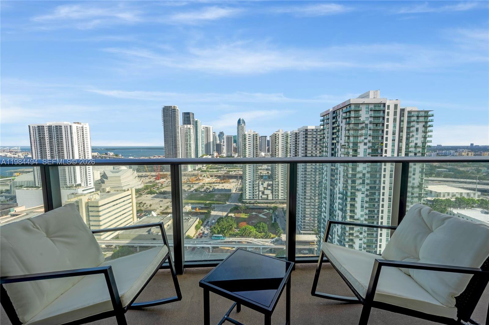 CANVAS CONDO - Residential Lease