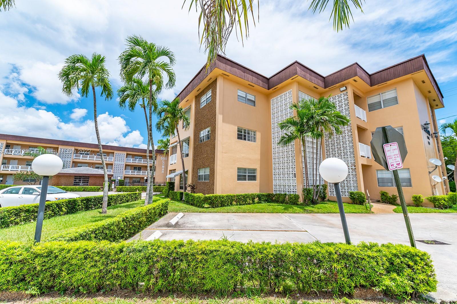 HOLLYWOOD HILLS - Residential Lease