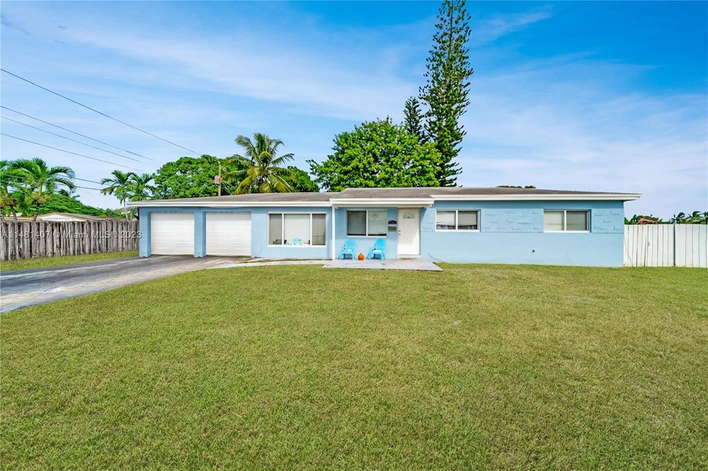 Photo of 2851 SW 66th Ter, Miramar, FL 33023 (MLS # A11481407)