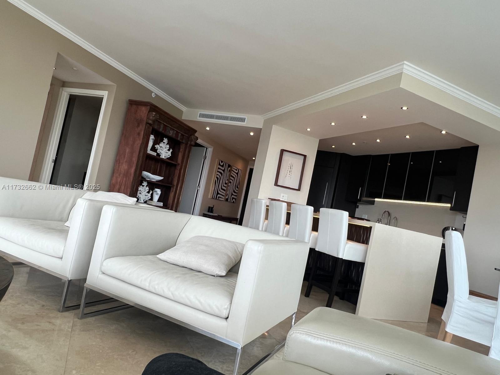 OCEANIA IV CONDO - Residential