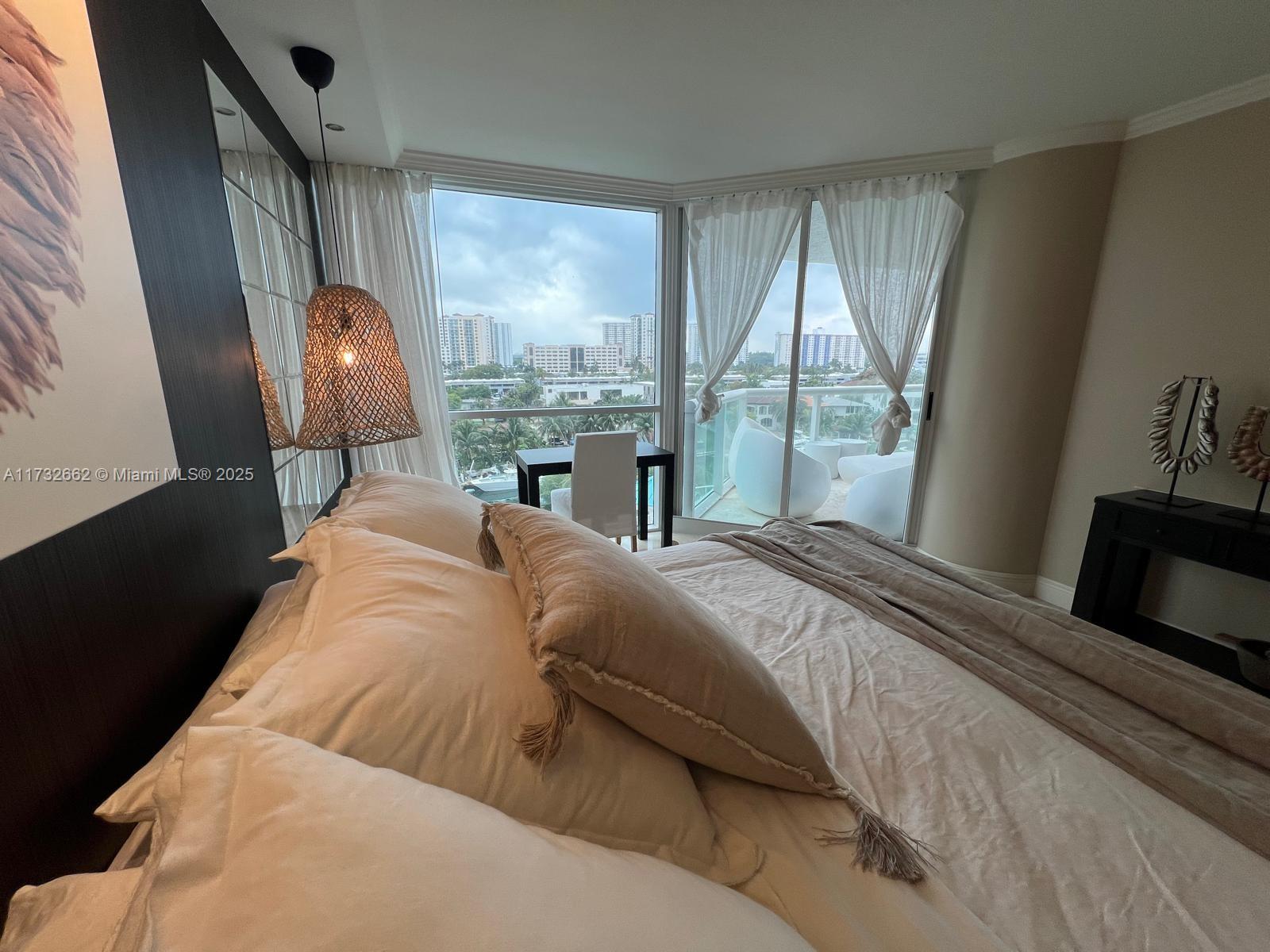 OCEANIA IV CONDO - Residential