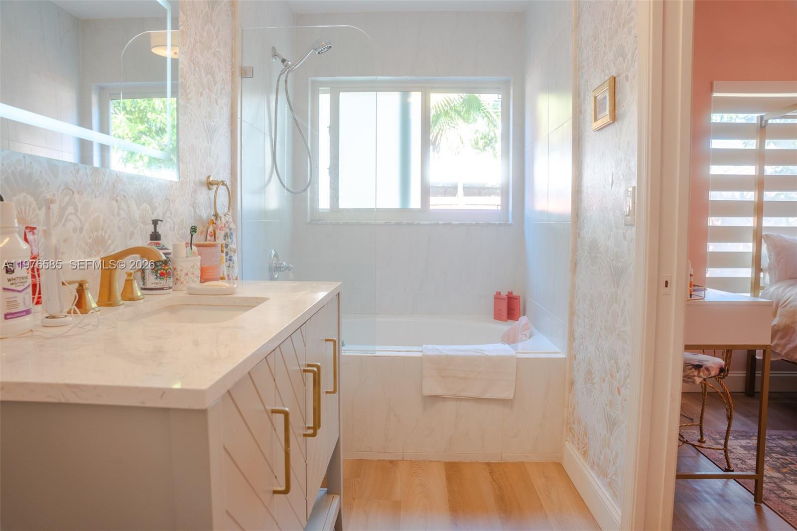 CHAPEL TRAIL II - Residential Lease