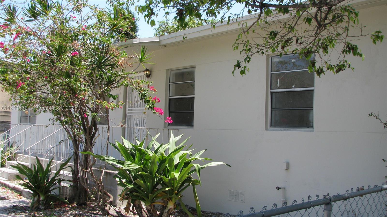 LITTLE RIVER SCH TRACK - Residential Income
