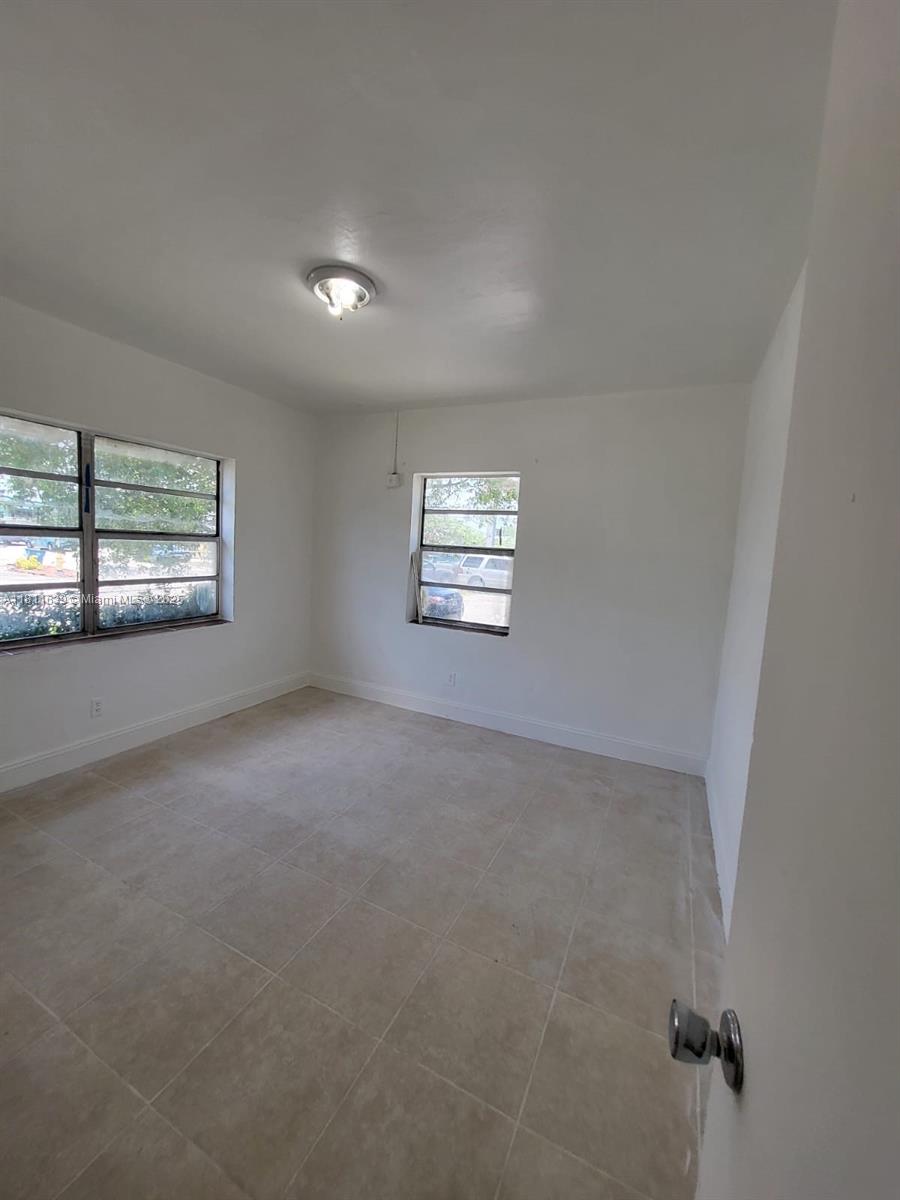 LITTLE RIVER SCH TRACK - Residential Income