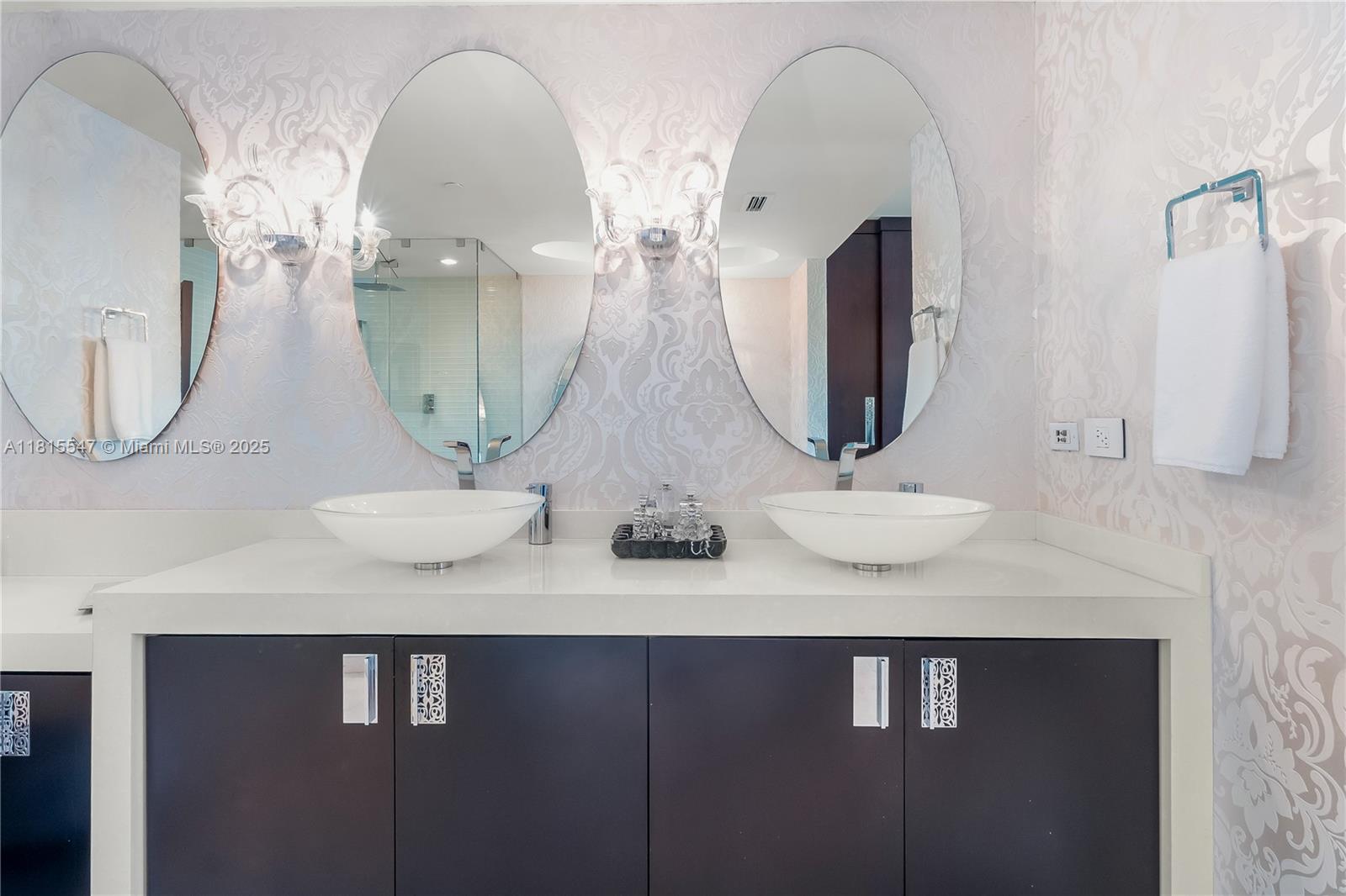 JADE RESIDENCES AT BRICKE - Residential