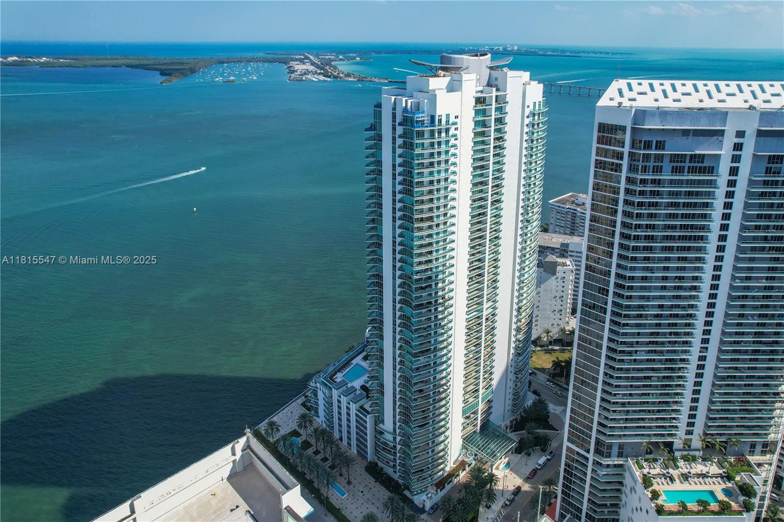 JADE RESIDENCES AT BRICKE - Residential