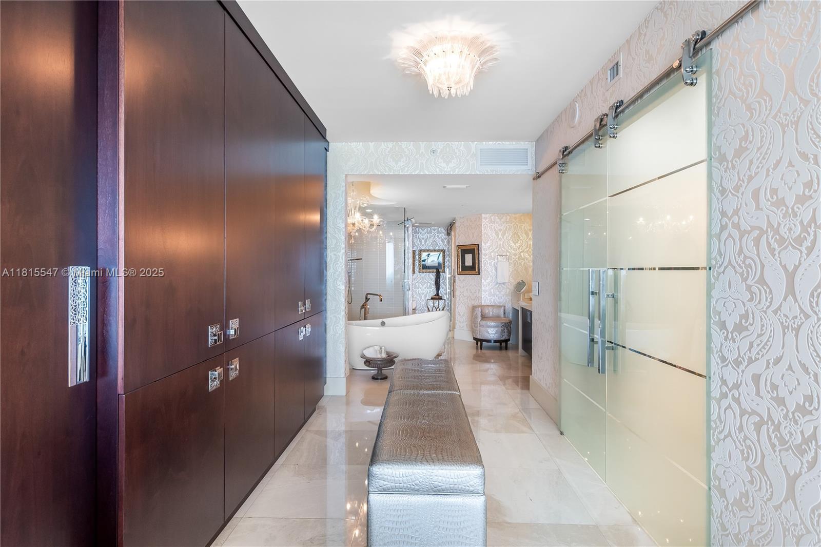 JADE RESIDENCES AT BRICKE - Residential