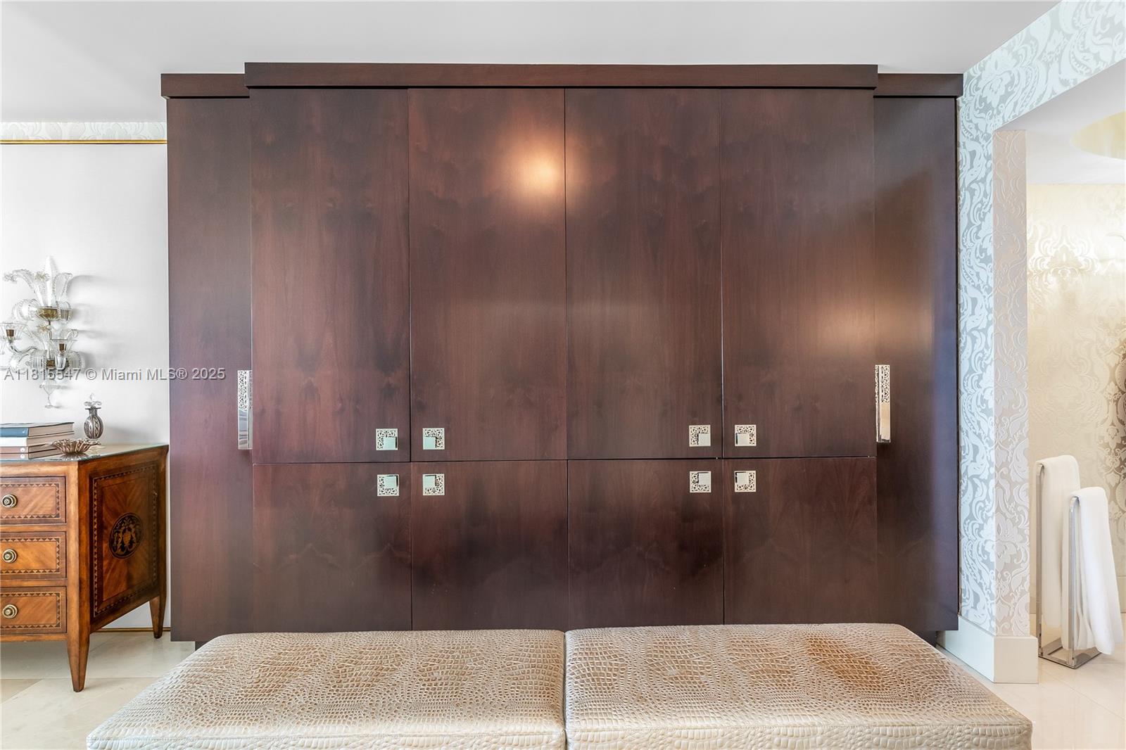 JADE RESIDENCES AT BRICKE - Residential