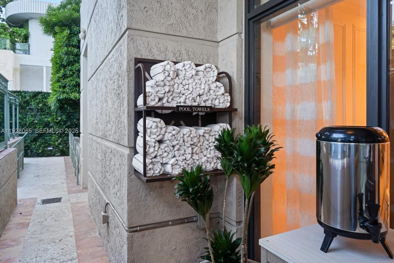 THE TOWER RESIDENCES COND - Residential