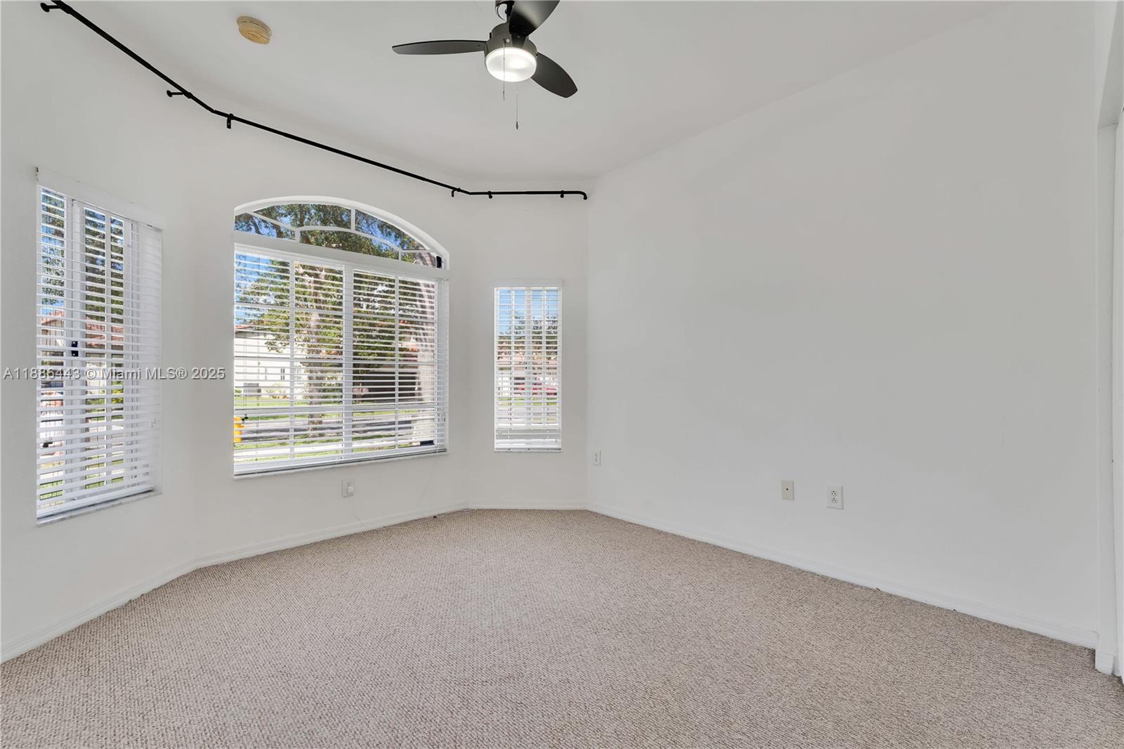 VENTANAS AT HOMESTEAD - Residential