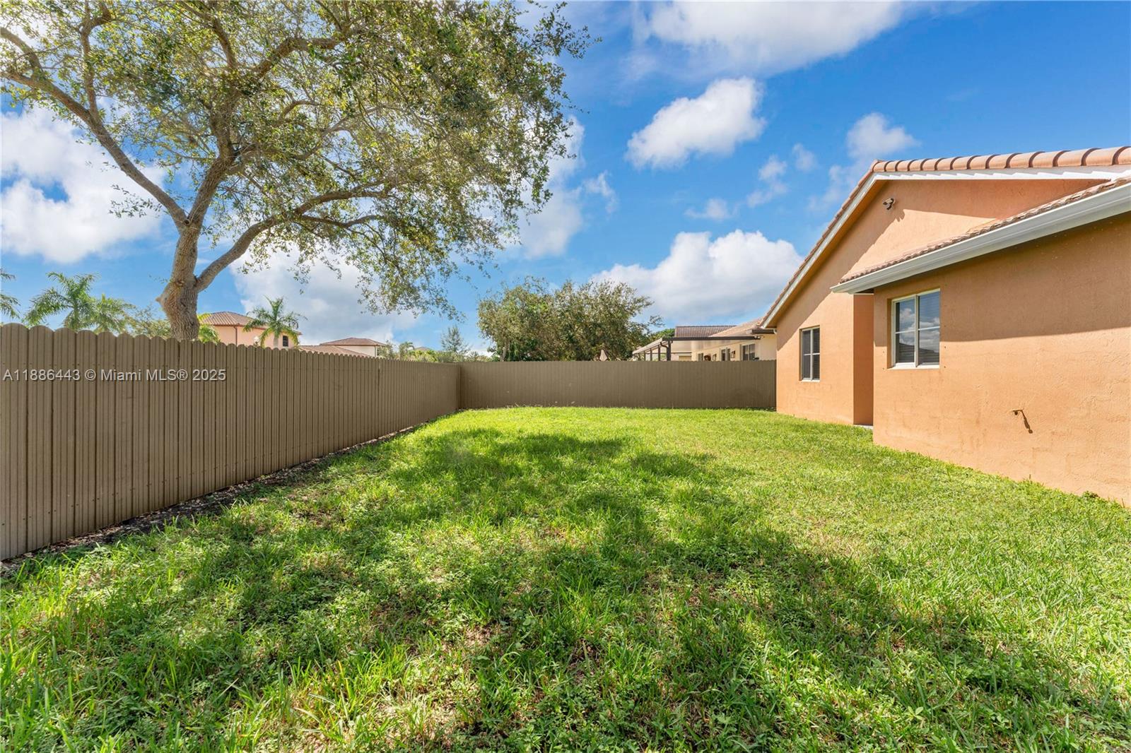 VENTANAS AT HOMESTEAD - Residential