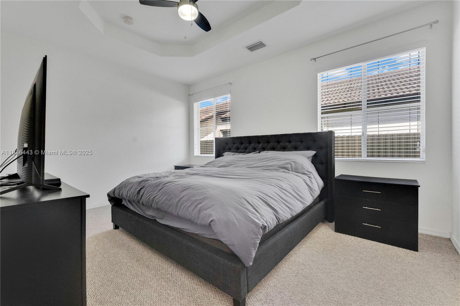 VENTANAS AT HOMESTEAD - Residential