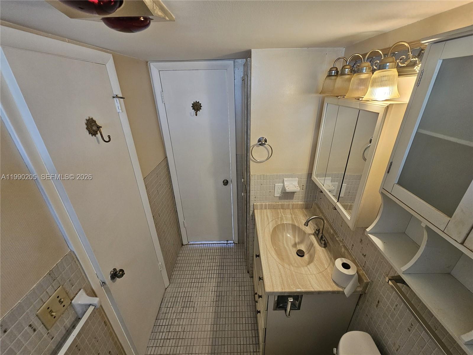 POINT EAST SEC 4 CONDO - Residential